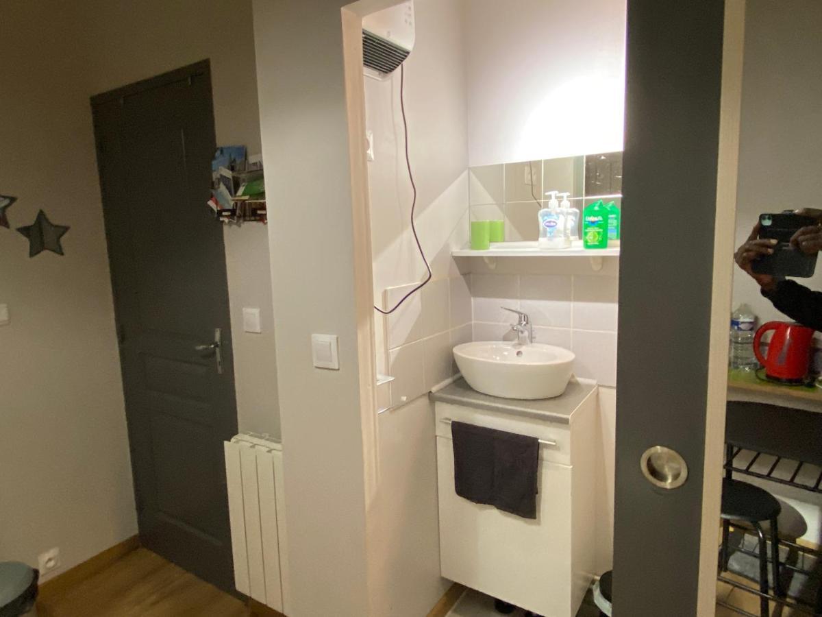 Sympathique Logement En Rez-De-Chausse, De 21M 2 Beauvais Exteriör bild